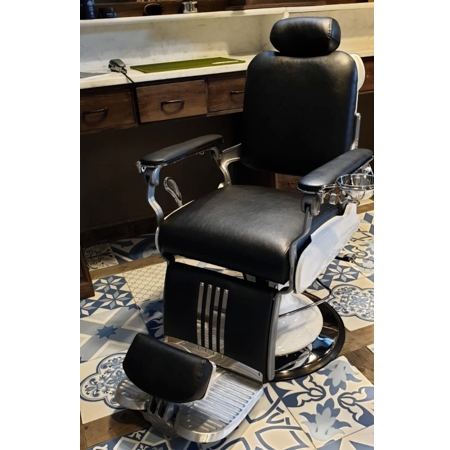 Barber Chair Majesty Schwarz & Weiß | Barbersconcept | Barberfurniture