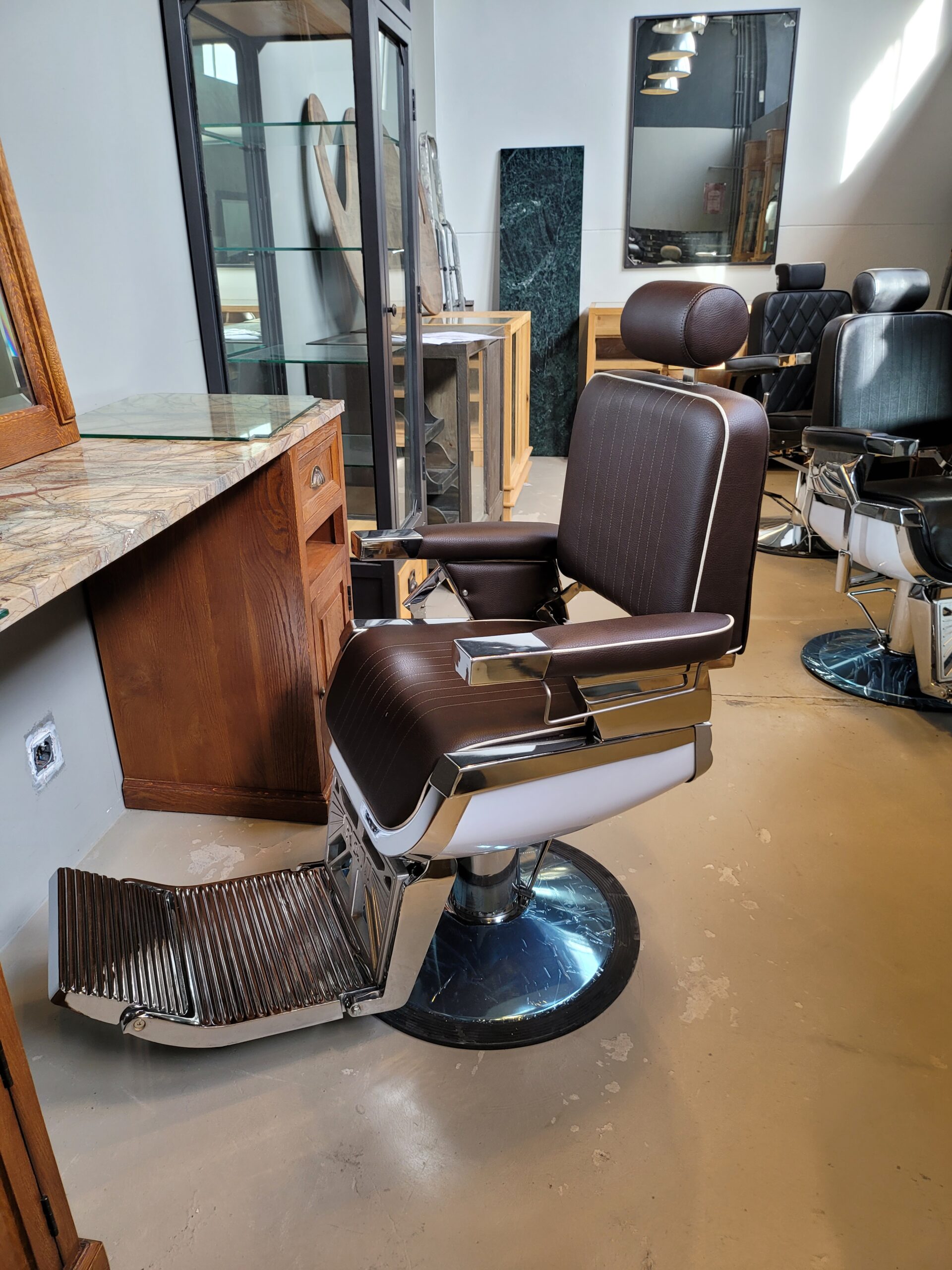 Barber chair, REM, Emperor schwarz, Friseur stuhle